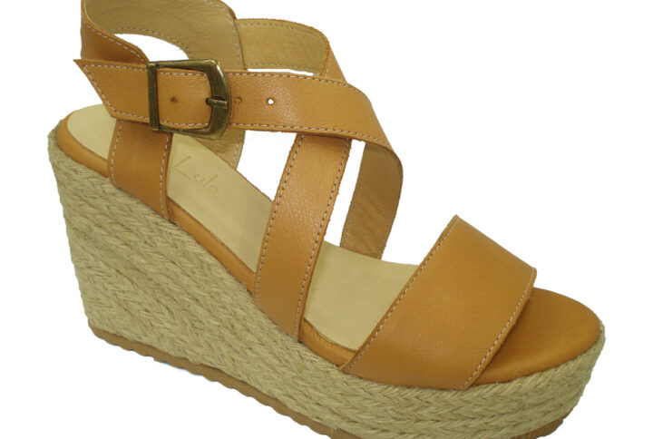 Δερμάτινες πλατφόρμες